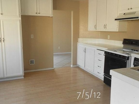 3rd image of 14431 Las Flores Dr