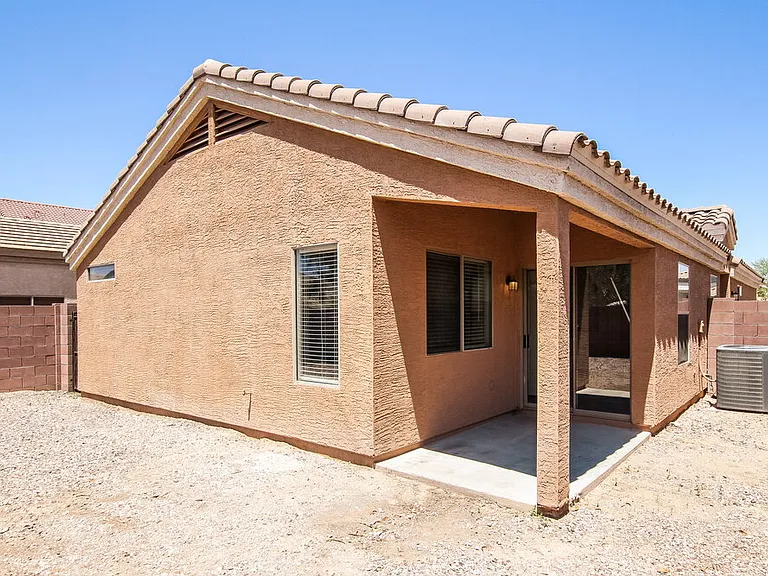 23257 W Cocopah St — Photo 16