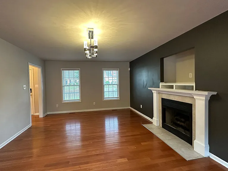 3679 Pioneer Dr — Photo 9