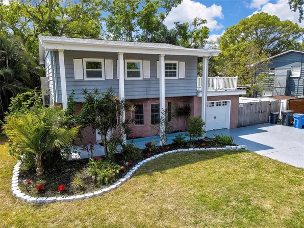 8424 Stillbrook Ave, Tampa, FL 33615