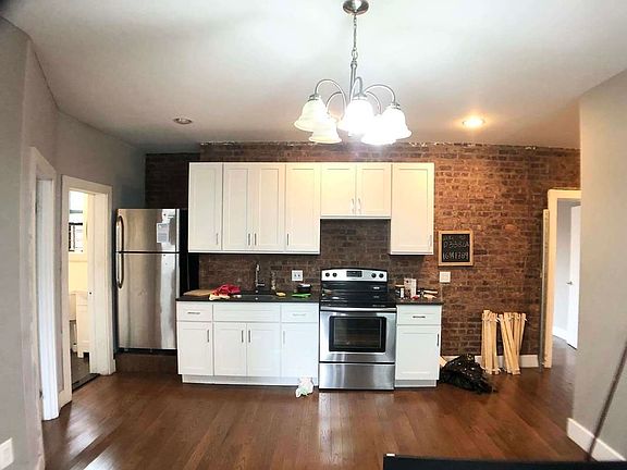 2nd image of 18 E 21st St APT C7