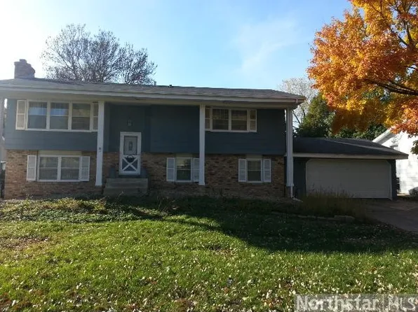 7237 Willow Ln N, Brooklyn Center, MN 55430