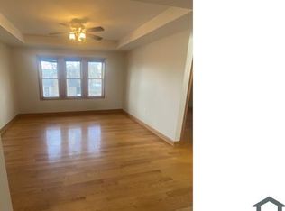 9204 S Saginaw Ave #2, Chicago, IL