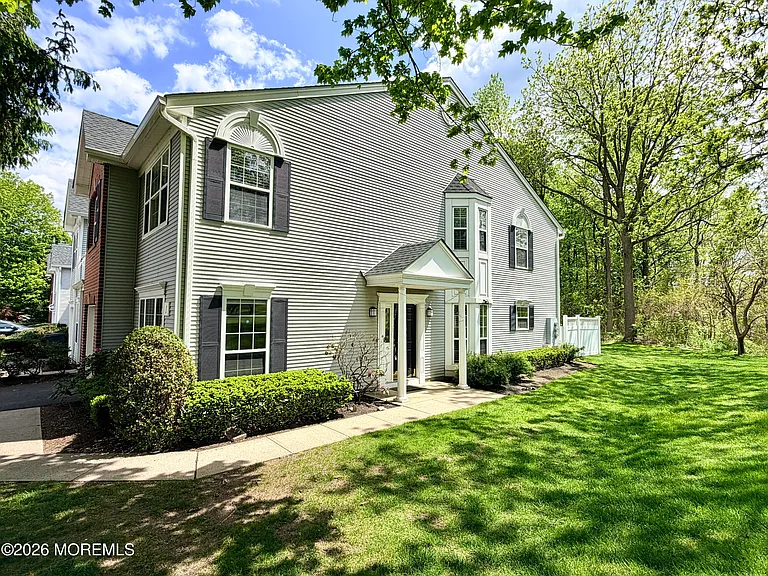 1 Whitemarsh Dr — Photo 35