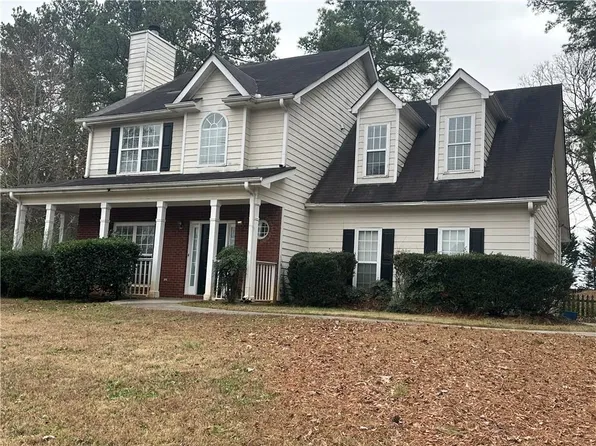 855 Scenic Lake Dr, Lawrenceville, GA 30045