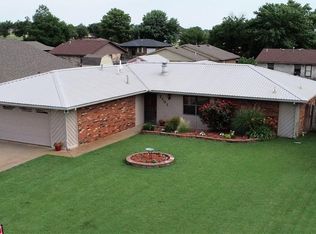 2101 Morgandee Ln, Weatherford, OK 73096