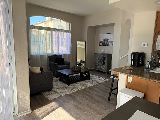 587 Almond Rd — Photo 14