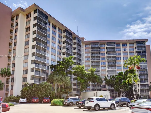 10777 W Sample Rd APT 718, Pompano Beach, FL 33065