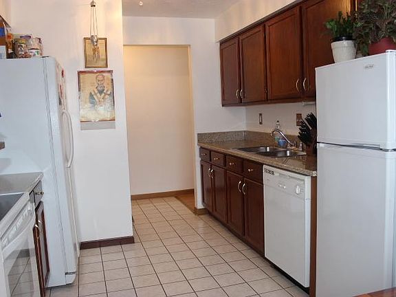 5th image of 5097 Tri County View Dr #5097