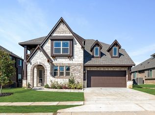 221 Comanche Trl, Alvarado, TX 76009