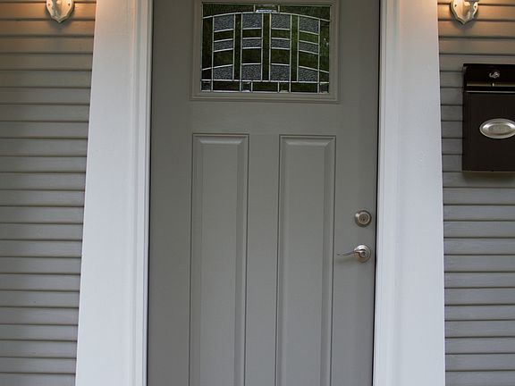 3rd image of 315 Washington St
