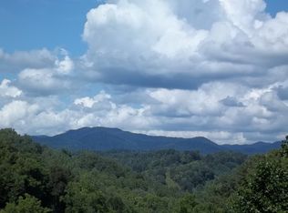 70 Water Wheel Dr, Green Mountain, NC 28740