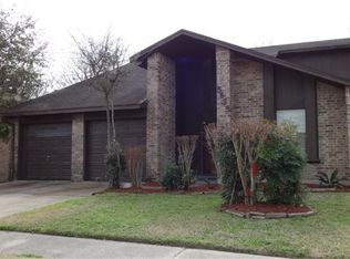 5623 Fairview Forest Dr, Houston, TX 77088