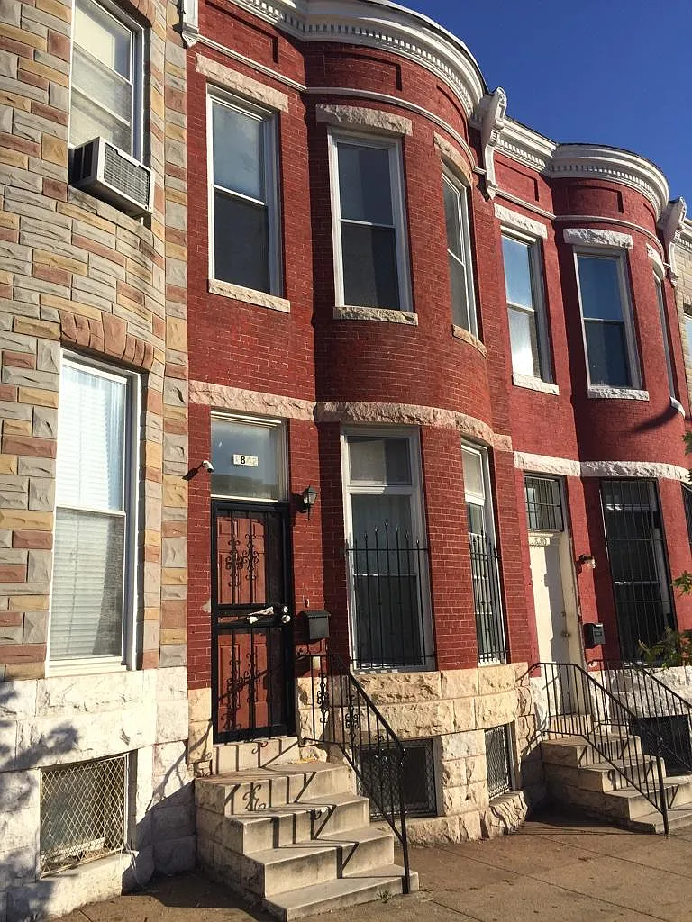 4 bed, 2.5 bath, 1800 sqft, $1,600 — Photo 1