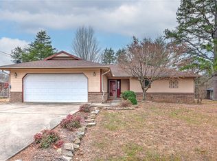 3 Westbury Dr, Bella Vista, AR 72714
