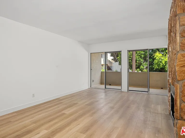 16169 W Sunset Blvd #203 — Photo 3