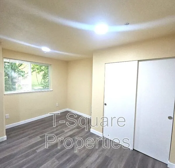 7041 S 116th Pl #105 — Photo 5