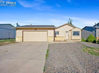 2165 Heathercrest Dr, Colorado Springs, CO 80915
