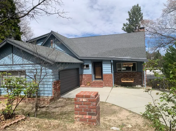 28200 Geneva Ln, Lake Arrowhead, CA 92352