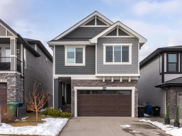 7270 S 11th Ave SW, Calgary, AB T3H 3V5