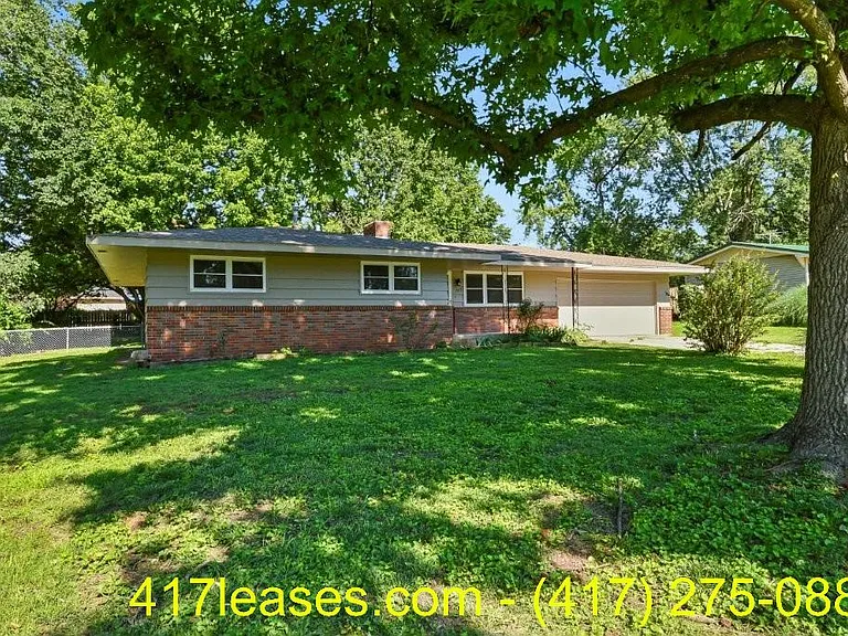 203 S White Oak Ave — Photo 35