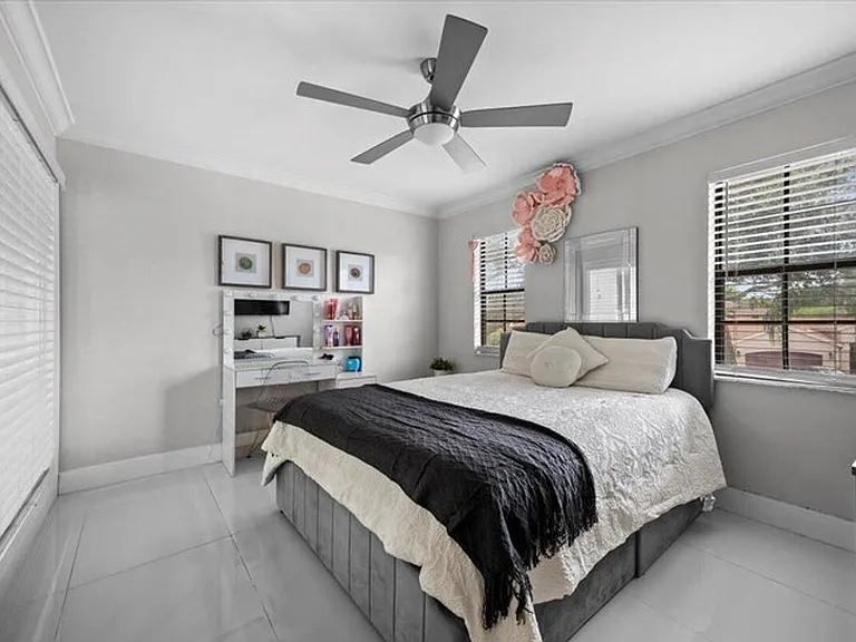 1779 Harborside Cir — Photo 10