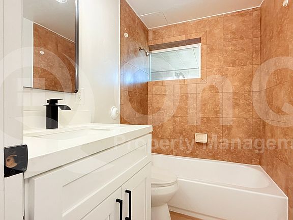5th image of 25 E Eva St APT 5