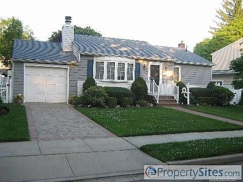 1st image of 83 Spruce St