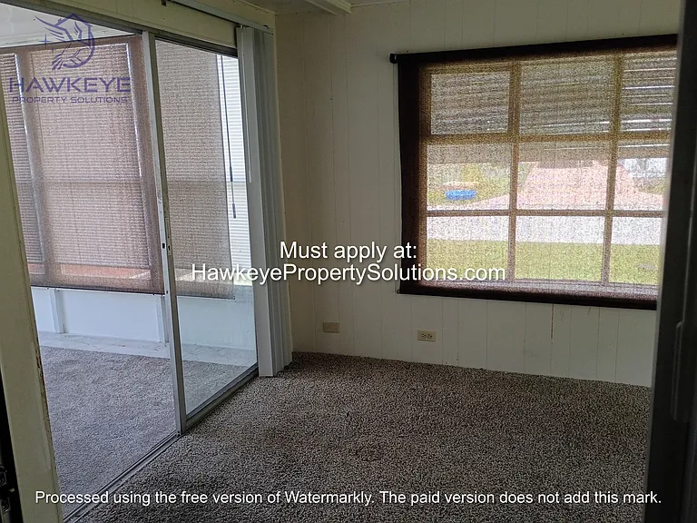 435 Lazy Lake Dr W — Photo 4