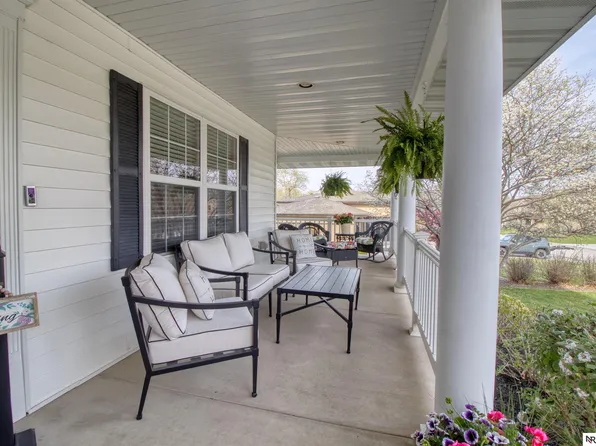 19630 Ridgeway Rd, Plattsmouth, NE 68048