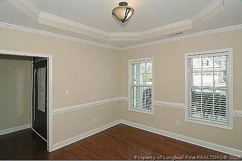 3 bed, 2.5 bath, 2309 sqft, $2,350 — Photo 3