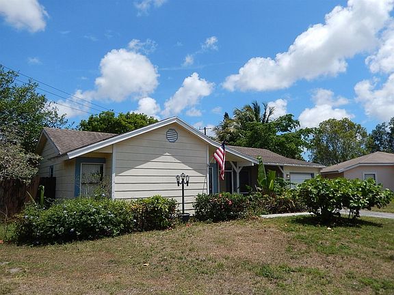 3rd image of 5558 Barnstead Cir