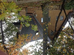 12050 Glass Overlook Rd SE, Elizabeth, IN 47117