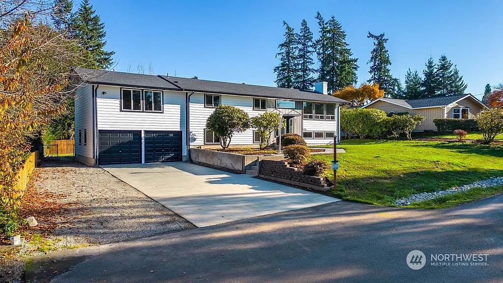 511 117th Avenue E photo 1