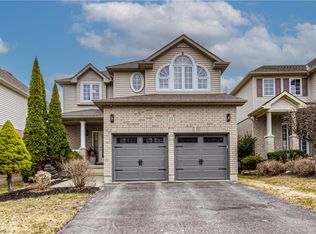 212 Doon South Dr, Kitchener, ON N2P2L8