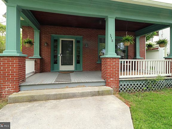 4th image of 378 E Curtin St