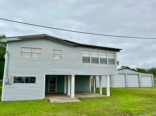 135 Drounett Ln, Hackberry, LA 70645