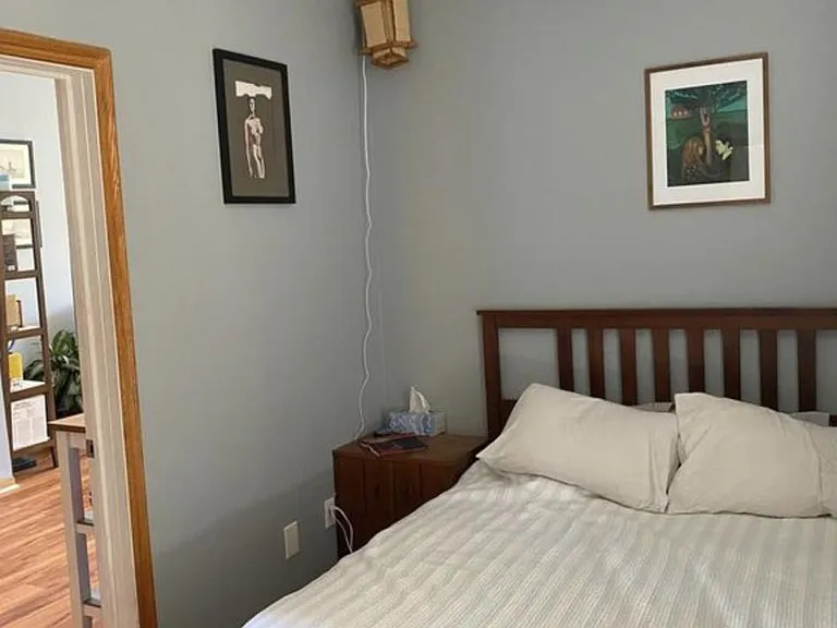 Bedroom 1 - previous tenants' furnishing