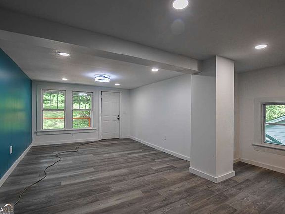 4th image of 3 Roseway Cir NE