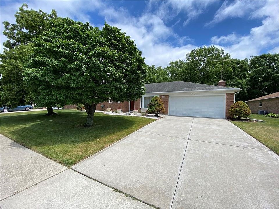 7590 Roselake Dr, Dayton, OH 45414 Zillow