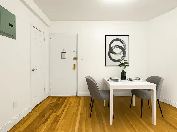 104-20 68th Drive image 4 of 27