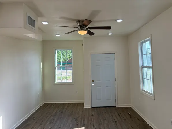 2001 North Blvd APT 1, Baton Rouge, LA 70806