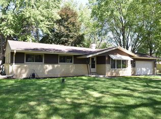 14640 Cameron Ct, Brookfield, WI 53005