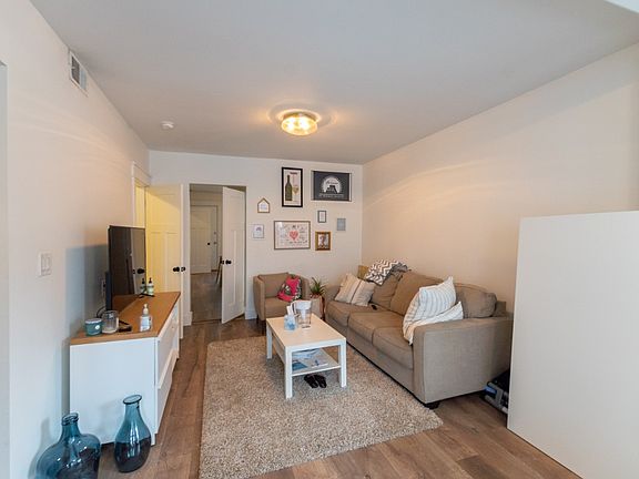 3rd image of 4205 N Bernard St #1