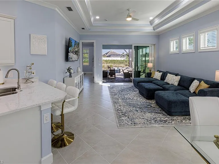 8912 Calypso Ct — Photo 3