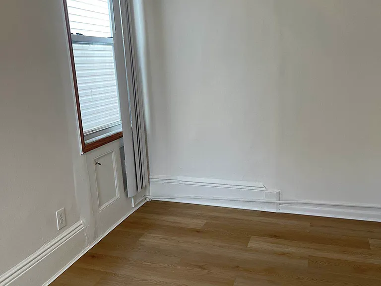 2322 Cambreleng Ave #GARDEN — Photo 6