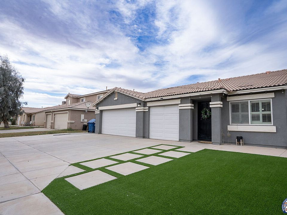 1st image of 211 Shoshonean Dr