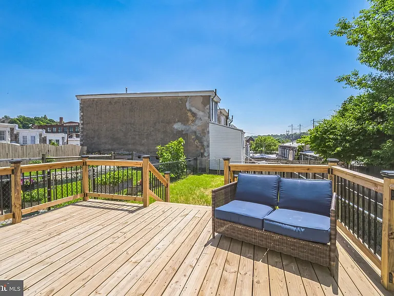 126 Ripka St — Photo 10