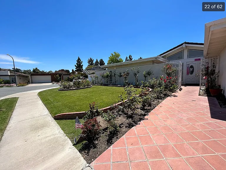 5072 Berean Ln — Photo 4