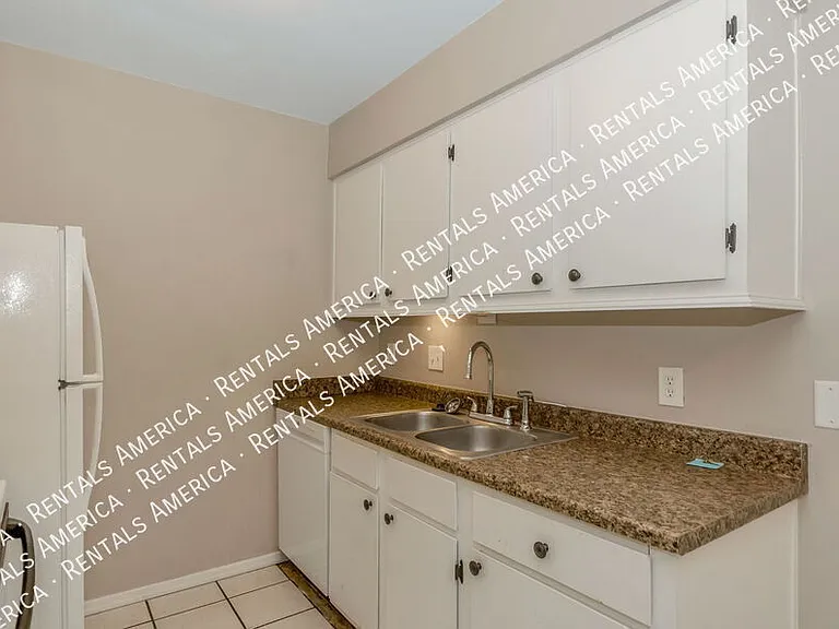 6351 N Barcelona Ct #817 — Photo 11